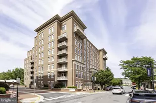 4480 Market Commons Dr, Fairfax, VA 22033 - Photo 1