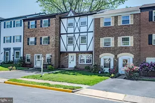 14843 Leicester Ct, Centreville, VA 20120 - Photo 1