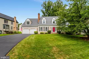 5300 Lindsay St, Fairfax, VA 22032 - Photo 1