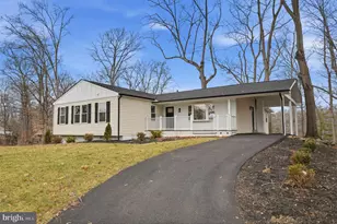 2408 William and Mary Dr, Alexandria, VA 22308 - Photo 1
