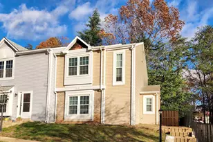 6121 Rocky Way Ct, Centreville, VA 20120 - Photo 1