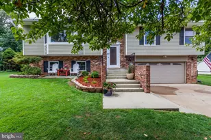 2318 Malraux Dr, Vienna, VA 22182 - Photo 1