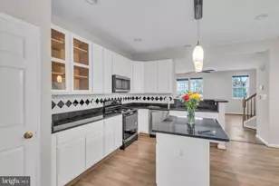 13663 Stratford Glen Pl, Herndon, VA 20171 - Photo 17