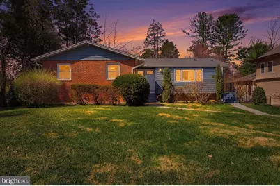 902 Echols Street SE, Vienna, VA 22180 - Photo 1