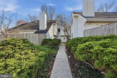 805 Locust Street #6, Herndon, VA 20170 - Photo 1