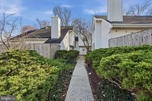 805 Locust St, Herndon, VA 20170 - Photo 1