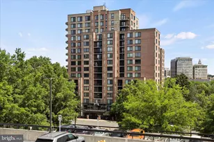 2451 Midtown Ave, Alexandria, VA 22303 - Photo 1