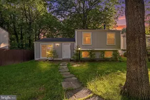 12303 Tigers Eye Ct, Reston, VA 20191 - Photo 1