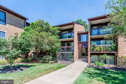 543 Florida Avenue #202, Herndon, VA 20170 - Photo 1