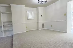 9615 Franklin Woods Pl, Lorton, VA 22079 - Photo 5