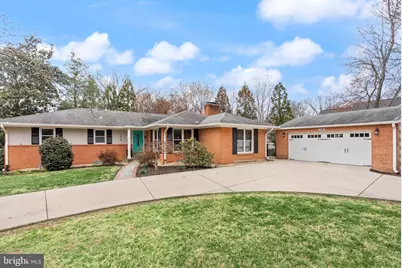 7920 W Boulevard Drive, Alexandria, VA 22308 - Photo 1