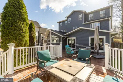 316 Owaissa Road SE, Vienna, VA 22180 - Photo 1