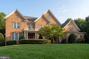 2584 Vintage Crest Ln, Oakton, VA 22124 - Photo 1