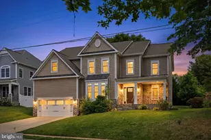 2233 N Underwood St, Falls Church, VA 22043 - Photo 1