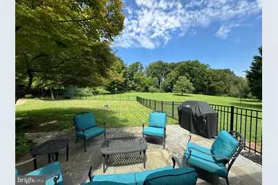 1542 Crowell Road, Vienna, VA 22182 - Photo 1