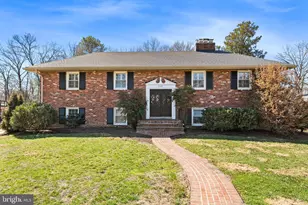 1107 Potomac Ln, Alexandria, VA 22308 - Photo 1