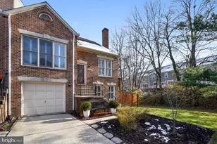 3023 Oakton Meadows Ct, Oakton, VA 22124 - Photo 1
