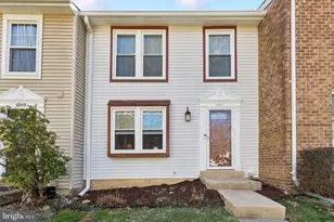 5851 Rock Forest Ct, Centreville, VA 20121 - Photo 1