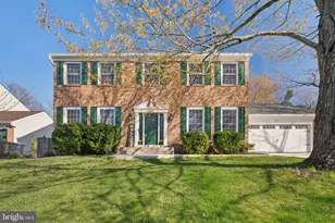 6909 Confederate Ridge Ln, Centreville, VA 20121 - Photo 1