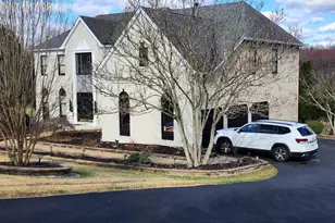 1104 Mountain Hope Ct, Great Falls, VA 22066 - Photo 1