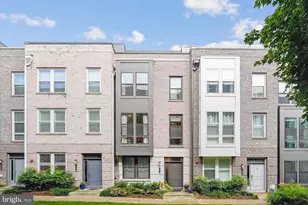 13358 Sherwood Park Ln, Herndon, VA 20171 - Photo 1