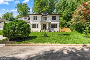 2214 Tulip Dr, Falls Church, VA 22046 - Photo 1