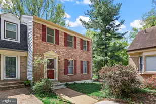 9909 Kingsbridge Dr, Fairfax, VA 22031 - Photo 1