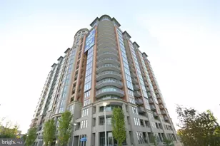 8220 Crestwood Heights Dr, McLean, VA 22102 - Photo 1