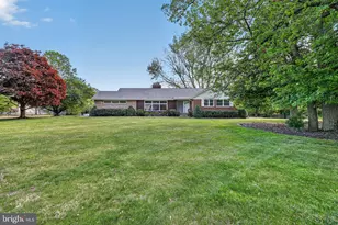 2831 Cedar Ln, Vienna, VA 22180 - Photo 1