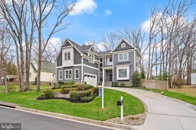 118 Oak Street SW, Vienna, VA 22180 - Photo 1