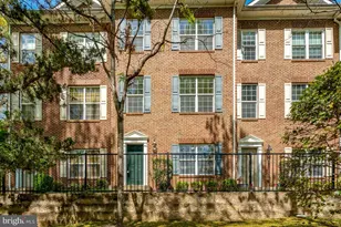 12431 Oak Rail Ln, Fairfax, VA 22033 - Photo 1