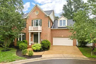 7952 Blitz Ct, Dunn Loring, VA 22027 - Photo 1