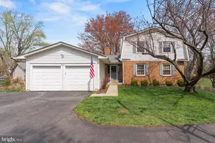 9822 Wolcott Dr, Burke, VA 22015 - Photo 1