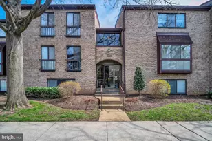 2044 Royal Fern Ct, Reston, VA 20191 - Photo 1