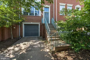 12011 Edgemere Cir, Reston, VA 20190 - Photo 1