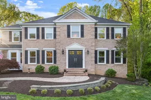 5604 Mary Fairfax Ct, Fairfax Station, VA 22039 - Photo 1
