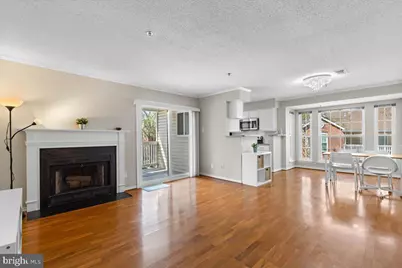 1524 Lincoln Way #325, McLean, VA 22102 - Photo 1