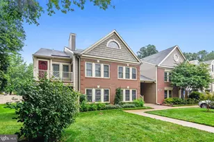 12002 Ridge Knoll Dr, Fairfax, VA 22033 - Photo 1