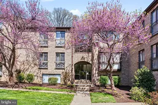 2032 Royal Fern Ct, Reston, VA 20191 - Photo 1