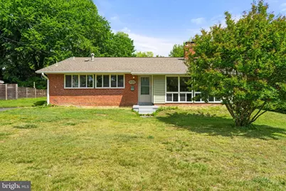 4526 Roundhill Road, Alexandria, VA 22310 - Photo 1