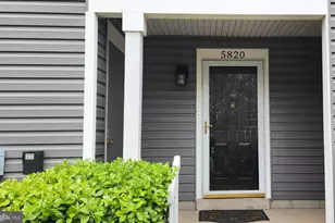 5820 Orchard Hill Ct, Clifton, VA 20124 - Photo 1
