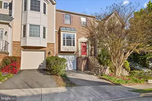 6897 Kerrywood Cir, Centreville, VA 20121 - Photo 1