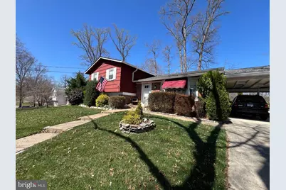8118 Old Oaks Drive, Springfield, VA 22152 - Photo 1