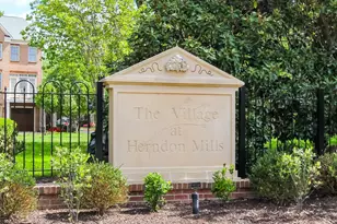 146 Herndon Mill Cir, Herndon, VA 20170 - Photo 1