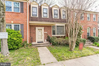 4926 Carriagepark Road, Fairfax, VA 22032 - Photo 1