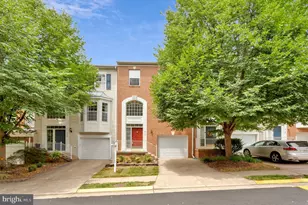 4112 Flower Box Ct, Fairfax, VA 22030 - Photo 1