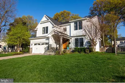 204 Battle Street SW, Vienna, VA 22180 - Photo 1