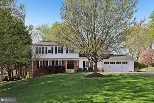 10305 Mountington Ct, Vienna, VA 22182 - Photo 1