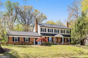 10305 Hunt Country Ln, Vienna, VA 22182 - Photo 1