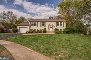 12609 Etruscan Dr, Herndon, VA 20171 - Photo 1